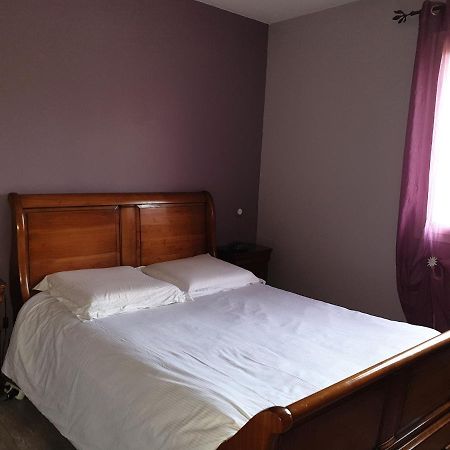 Chambre D'Hotes Chez L'Habitant Montlouis-sur-Loire Luaran gambar